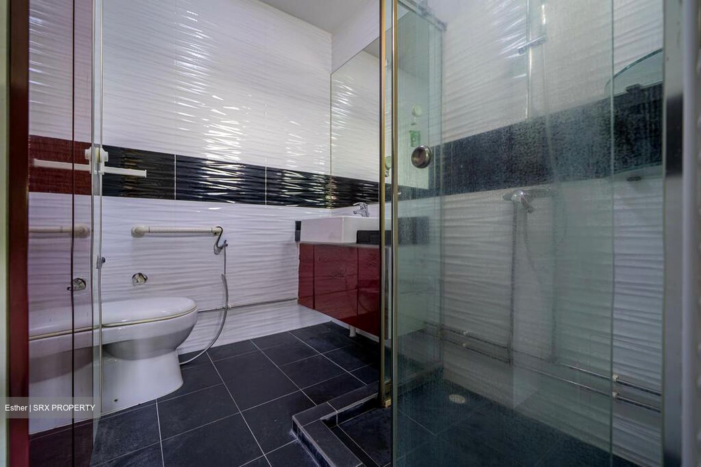 Blk 558 Jurong West Street 42 (Jurong West), HDB Executive #513785511